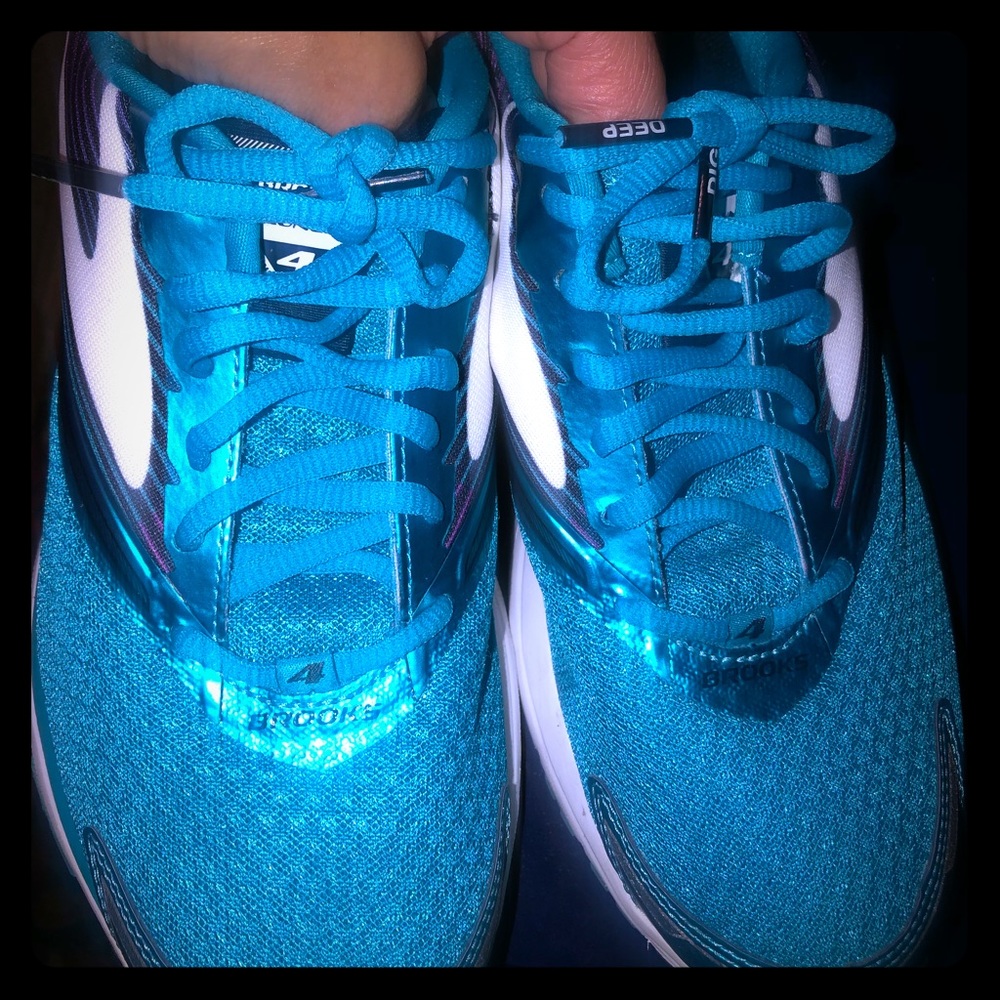 Turquoise&white Brook sneakers